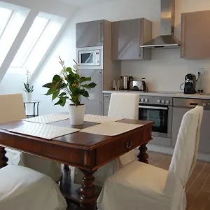  Apartament Alga Am Westbahnhof Austria